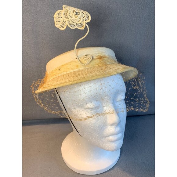 Ladies Ivory Hat with Velvet Trim and Doily Crystal Accent Hat Vintage Sz 22 - Picture 1 of 9